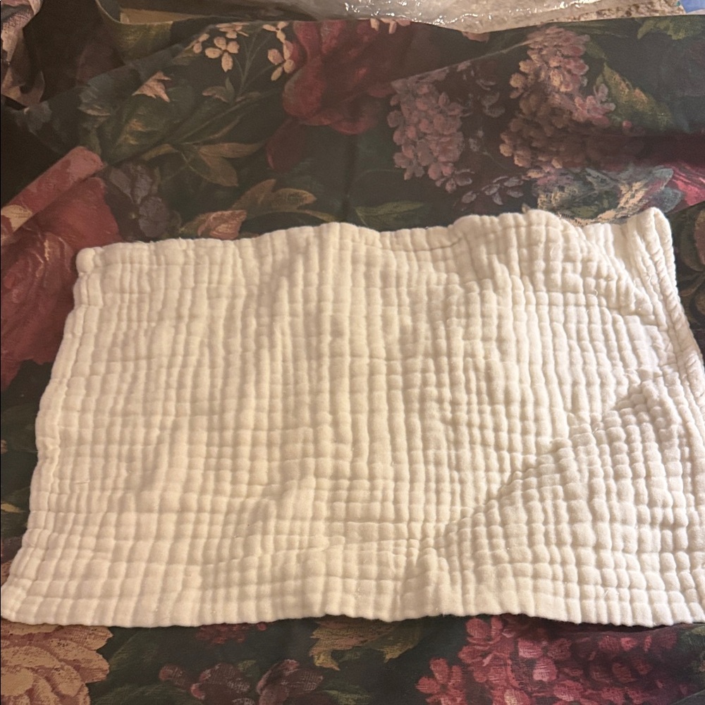 Willaby toddler pillowcase